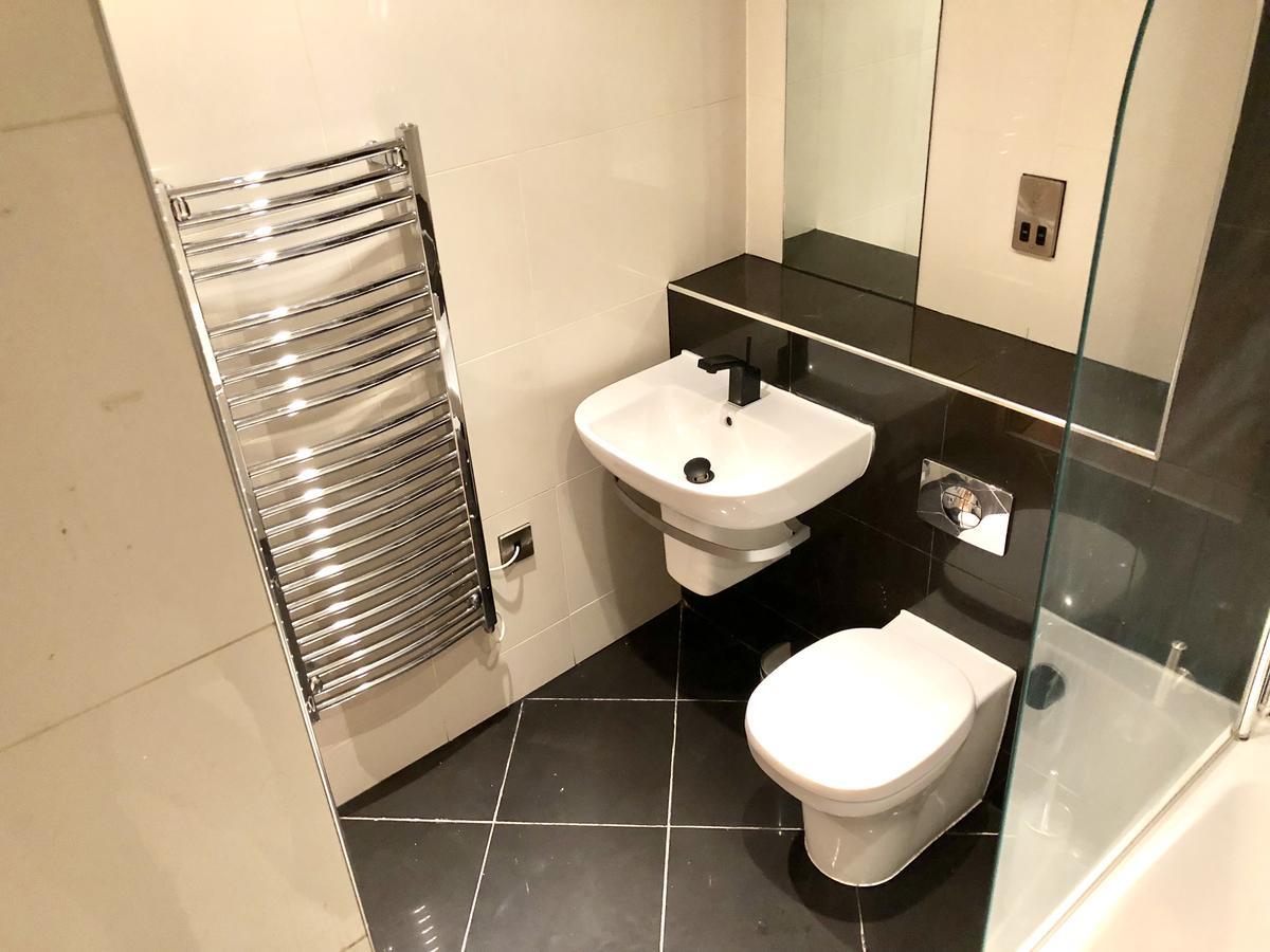 Blonk Street - Luxury Two Bedroom Apartment Sheffield Exteriör bild